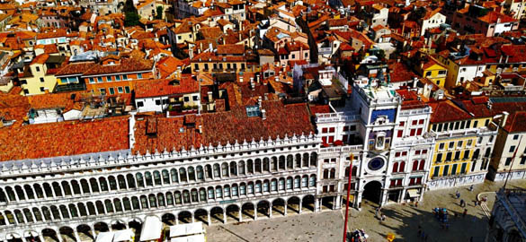 Torre dell'orologio vista dal campanile